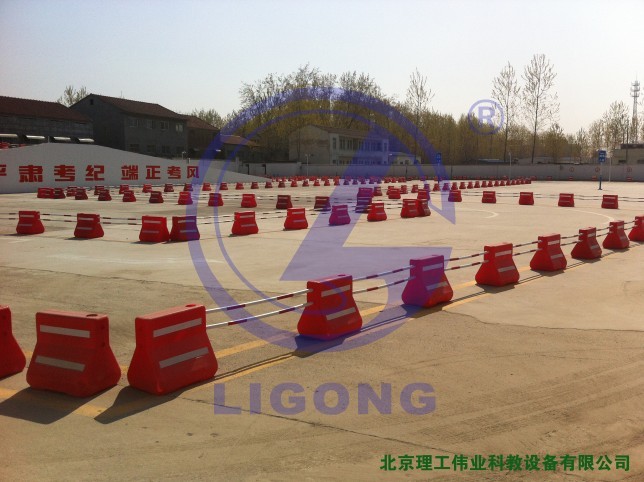 科目二場(chǎng)地考試系統(tǒng)，GPS小車考試系統(tǒng)